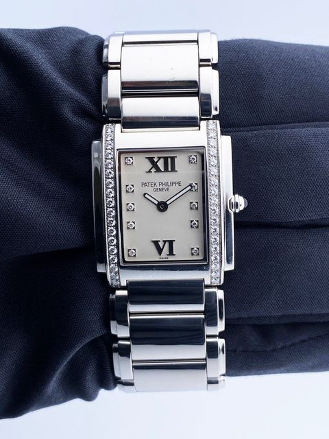 Patek Philippe Twenty-4 4910/10A-011 Image 2